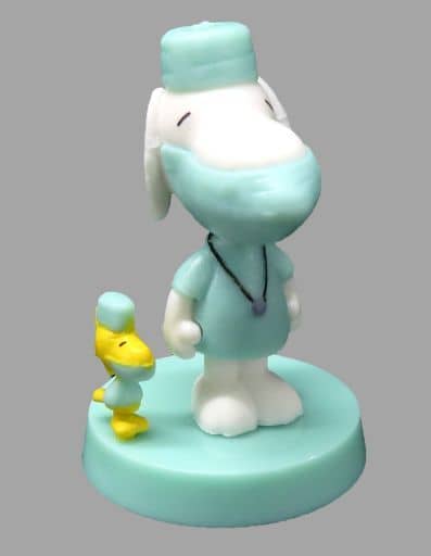 Mini Figura Snoopy Doctor Chocoegg